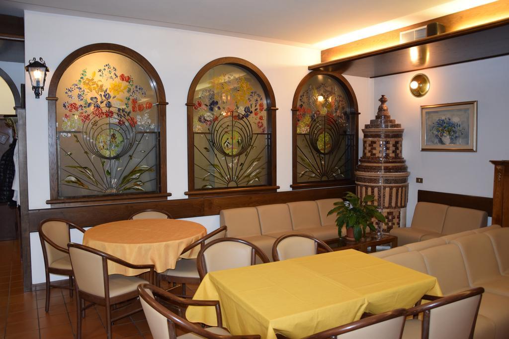 Hotel Olimpic Базельга-ди-Пине Экстерьер фото